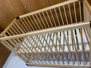 Beblum Lavo baby crib with mattress new condition