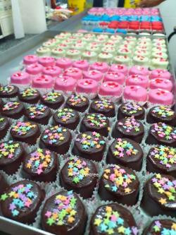 yummysingapore-cakes-looks-delicious-big-0