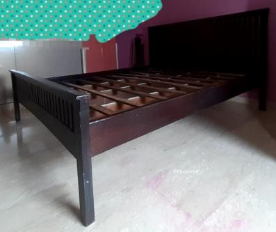 teak-wood-standard-queen-size-bed-for-sale-big-0