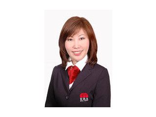 Cindy Fu ERA Senior Marketing Director at ERA REALTY NETWORK
