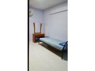 HDB Apartment For ROOM Ang Mo Kio Avenue 