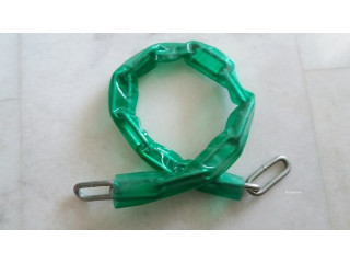 A mm LONG GALVANISED STEEL CHAINS in SOFT FLEXIBLE PLASTIC H