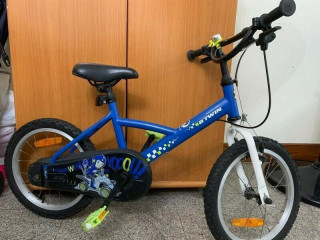 Many different colours btwin kids bike bicycle 