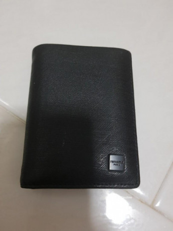 well-used-leather-renoma-men-card-wallet-big-0