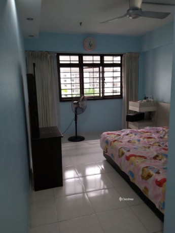 master-bedroom-for-rent-air-conditioned-location-sengkang-big-0