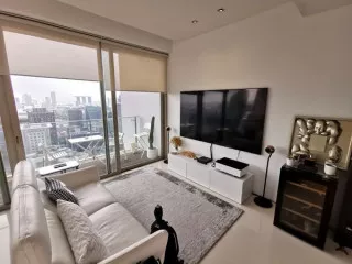 ORCHARD FREEHOLD LUXURIOUS HIGH FLOOR 2 BEDDER FOR SALE!