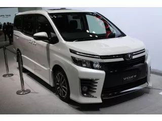 New Toyota Voxy / Noah Hybrid (Various Colors) New face-lift