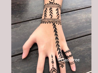 HENNA ARTIST Professional henna artist