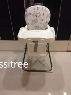 baby-highchair-white-and-gray-big-0