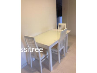 White dining table for sale