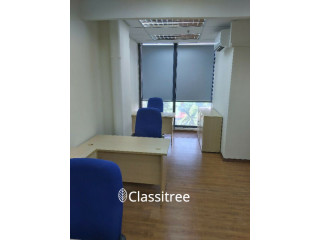 Storage cum office room with window for rent at Yishun